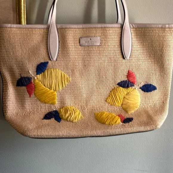 Kate spade bags - Picture 1 of 8